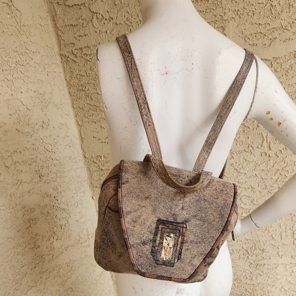 PAT SMILEY COLLECTION SUPER SOFT LEATHER BACKPACK - Picture 1 of 16